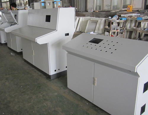 工業(yè)控制臺(tái)